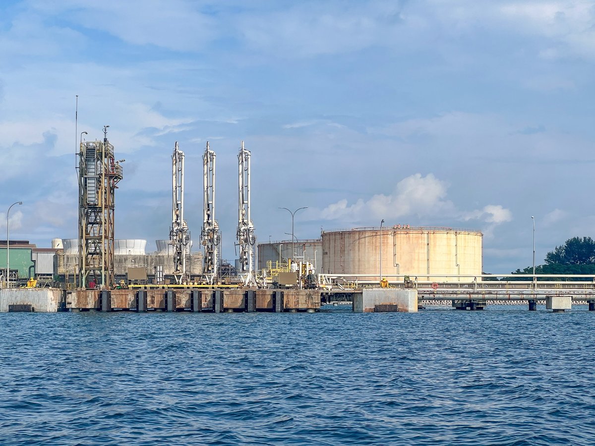Industrial LNG terminal and storage tanks Natural gas infrastructure and energy security.